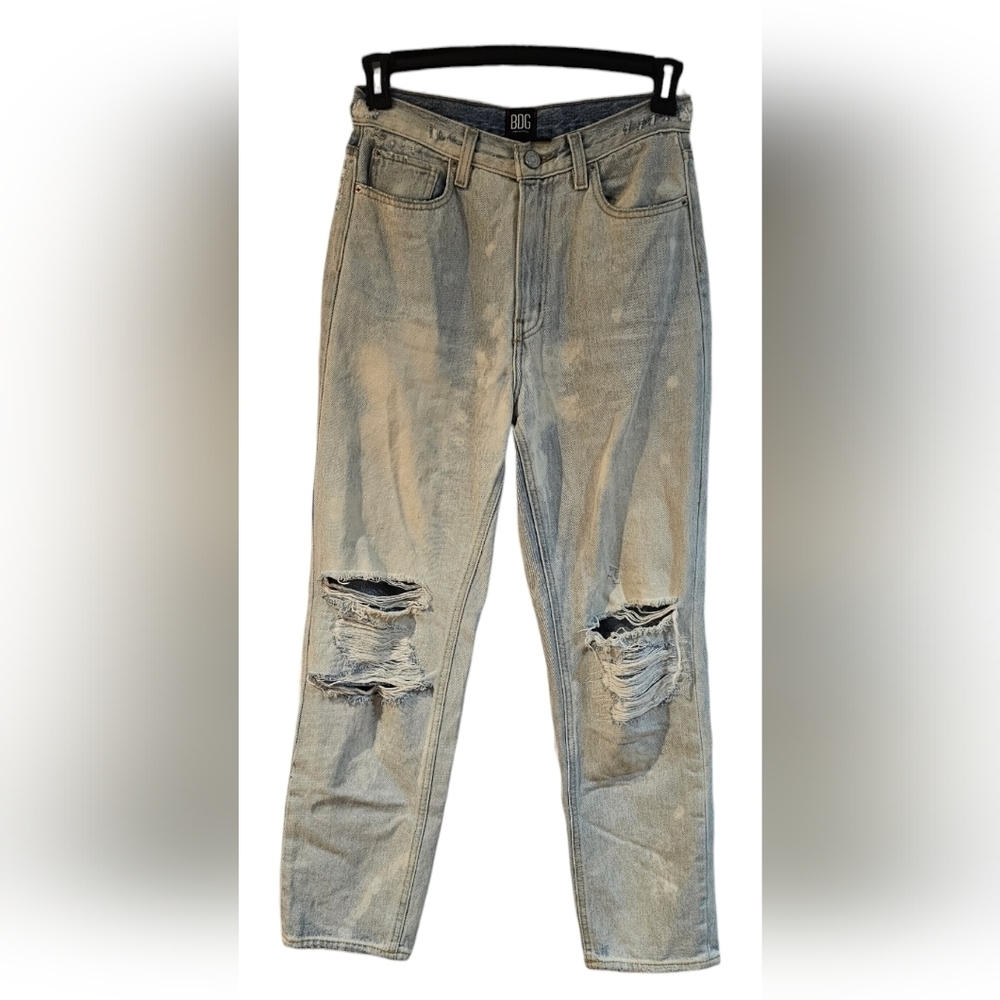 BDG - Urban Outfitters High Waist Slim Straight Wripped Stone Washed Jeans​​​​